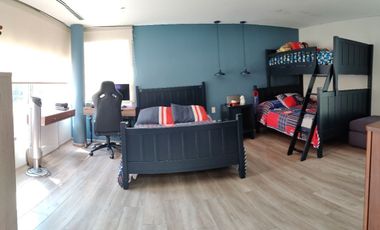 CASA EN CONDOMINIO DE LUJO A LA RENTA  (V)