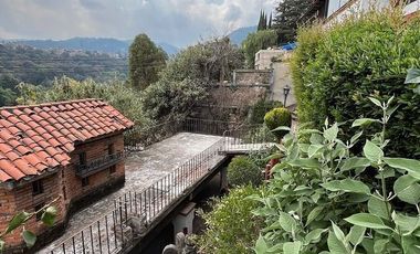 Terreno en Venta, Magdalena Contreras, con 4 Casas