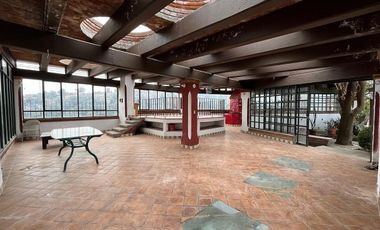 Terreno en Venta, Magdalena Contreras, con 4 Casas