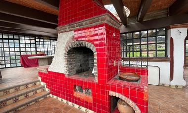 Terreno en Venta, Magdalena Contreras, con 4 Casas