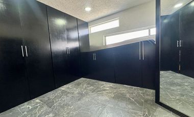 Casa en Venta, Lomas de Valle Dorado, 3 Recamaras