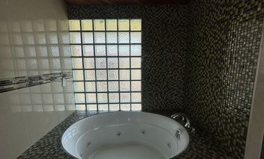 Casa en Venta, Santa Maria Huecatitla, 3 Recamaras