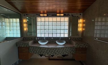 Casa en Venta, Santa Maria Huecatitla, 3 Recamaras