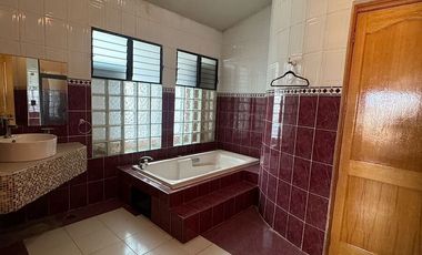 Casa en Venta, Santa Maria Huecatitla, 3 Recamaras