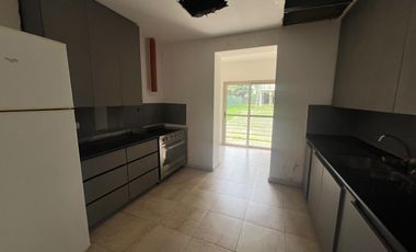 Departamento de 2 amb. en venta en Complejo, Moreno