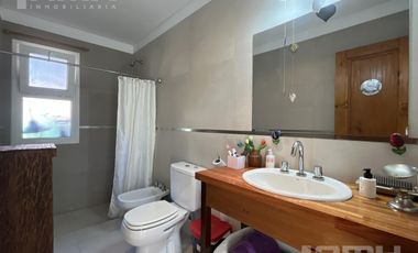 Casa Venta Valeria del Mar 4 ambientes gas natural