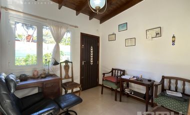 Casa Venta Valeria del Mar 4 ambientes gas natural
