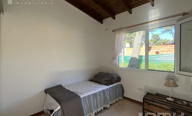 Casa Venta Valeria del Mar 4 ambientes gas natural