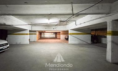 Cochera cubierta en Lamadrid y Alberti