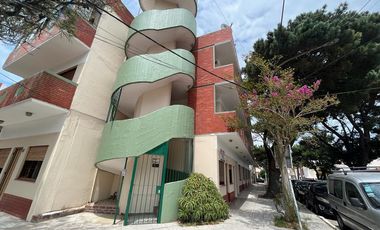 VENTA DEPARTAMENTO 2 AMB MAR DE AJO CERCA DEL MAR