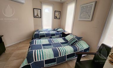 Casa de 5amb con ambientes amplios  en Solar del Bosque