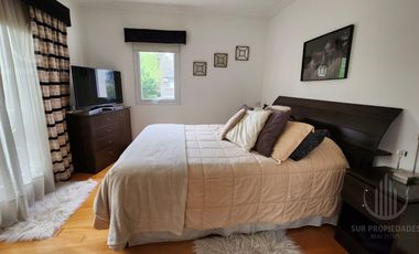 Casa de 5amb con ambientes amplios  en Solar del Bosque