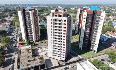Departamento en venta en Quilmes. 4 ambientes con vista al Parque en Terrazas de Quilmes