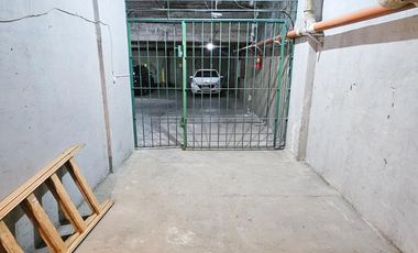 Cochera con espacio de baulera / Zona centro