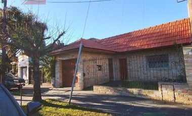 casa 3 Ambientes Lote Propio 210 M2 Aprox