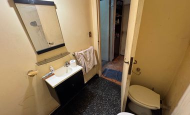 Casa de 3 dormitorios y escritorio a la venta en Saavedra