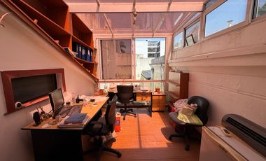 Casa de 3 dormitorios y escritorio a la venta en Saavedra