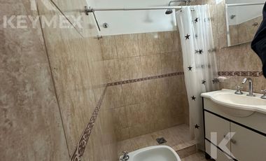 PH en venta a reciclar, La Plata