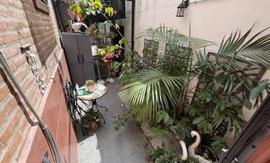 Departamento en venta con patio y lavadero en Sarandi
