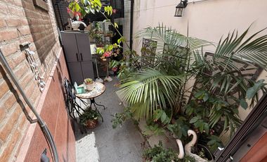 Departamento en venta con patio y lavadero en Sarandi