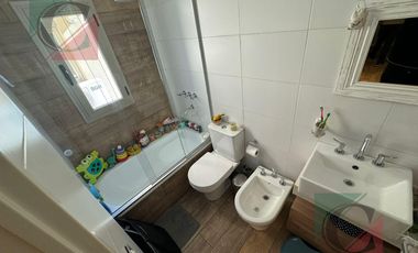 Departamento 4 ambientes con dos cocheras cubiertas lanusita APTO CREDITO