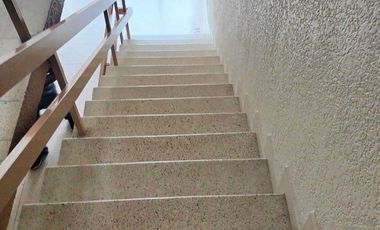 SE RENTA AMPLIO Y COMODO DEPARTAMENTO