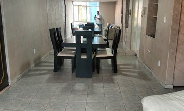 SE RENTA AMPLIO Y COMODO DEPARTAMENTO