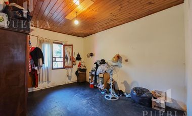 VENTA DE DOS CASAS EN EL MISMO TERRENO!! JOSE MARMOL KING AL 800