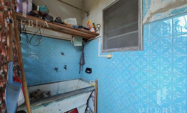 VENTA DE DOS CASAS EN EL MISMO TERRENO!! JOSE MARMOL KING AL 800