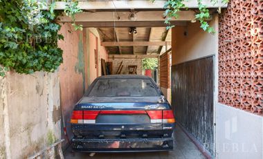 VENTA DE DOS CASAS EN EL MISMO TERRENO!! JOSE MARMOL KING AL 800