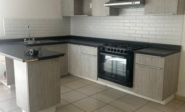 BONITA CASA EN COTO ALBANO