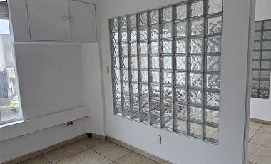 VENTA DE OFICINAS/ CONSULTORIOS EN ZONA DE SATELITE