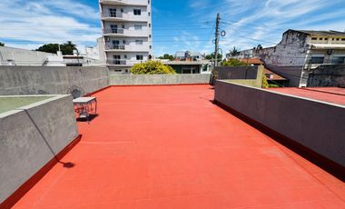 Avellaneda Casa con garage y gran terraza