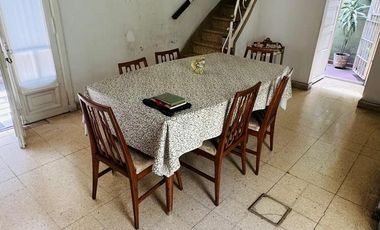 Avellaneda Casa con garage y gran terraza