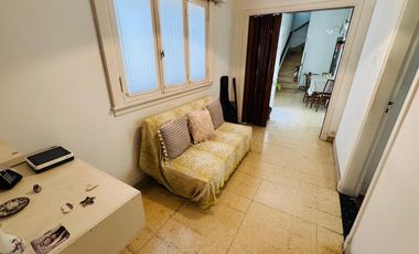 Avellaneda Casa con garage y gran terraza