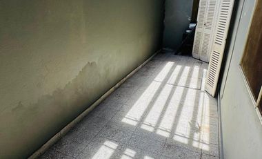 Avellaneda Casa con garage y gran terraza