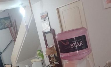 Exc. Dúplex en 2 Plantas con Fondo y Cochera Para 2 Autos