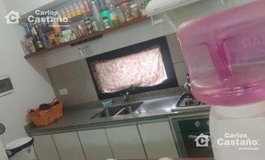 Exc. Dúplex en 2 Plantas con Fondo y Cochera Para 2 Autos