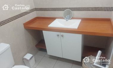 Exc. Dúplex en 2 Plantas con Fondo y Cochera Para 2 Autos