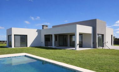 Casa en venta barrio Lagos de Canning