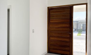 Casa en venta barrio Lagos de Canning