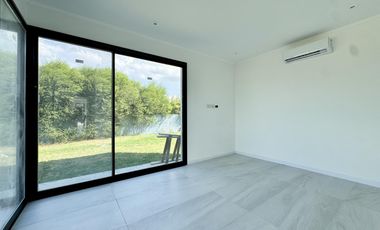 Casa en venta barrio Lagos de Canning