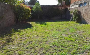 Casa 2 amb, cochera y fondo libre