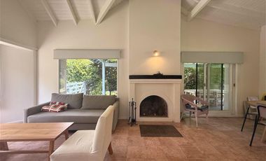 Casa en  venta en Barrio Privado El Aromo 4 ambientes con Pileta - APTO CRÉDITO