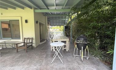 Casa en  venta en Barrio Privado El Aromo 4 ambientes con Pileta - APTO CRÉDITO