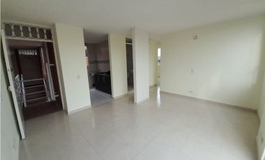 APARTAMENTO EN ARRIENDO CONJUNTO BRISAS DE ABRIL. RICAURTE CMARCA