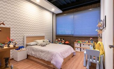 VENTA CASA CAMPESTRE LOMA EL ESCOBERO PARTE BAJA ENVIGADO, ANT