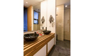 VENTA CASA CAMPESTRE LOMA EL ESCOBERO PARTE BAJA ENVIGADO, ANT