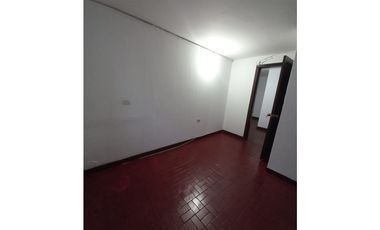 ARRENDAMIENTO APTO No. 1A  SECTOR VERSALLES