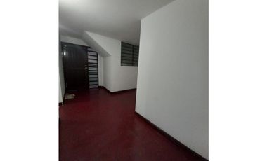 ARRENDAMIENTO APTO No. 1A  SECTOR VERSALLES